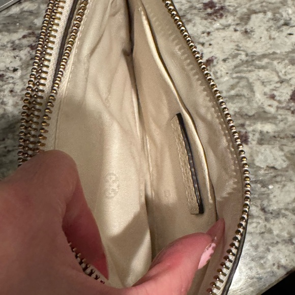 Tory Burch Blake Cream Crossbody Bag - Picture 6 of 9